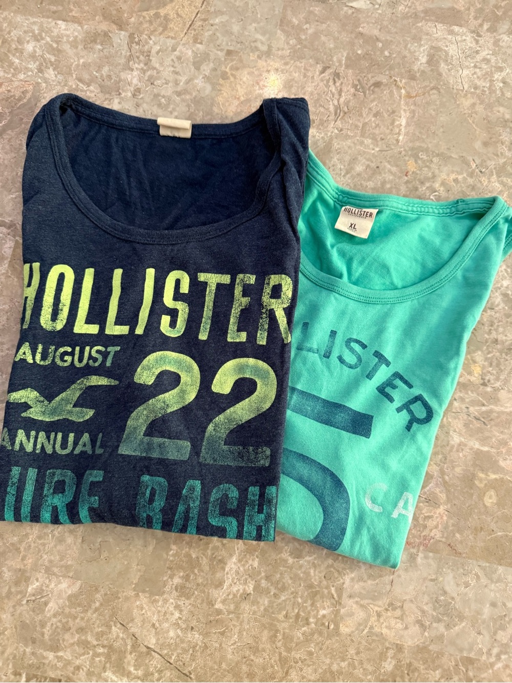 Vintage Hollister Men’s XL Graphic Tank Top Bundle - Navy & Teal